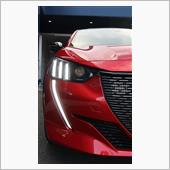PEUGEOT 208 GT ...