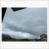 雨は