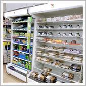 コンビニでこんなモノが売って ...