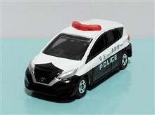 トミカ 1/63スケール　日産ノート2代目モデル パトロールカー