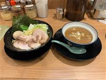 残業疲れた〜帰りにラーメンを