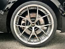 2ピースのBBS RI-Sと“The Professional Forged”ボルクレーシングG025。どちらも際立つエッジ感にドキドキ!! アウディを美しく精悍に彩ります。