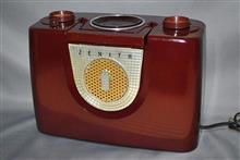 米ゼニス(Zenith)ポータブル真空管ラジオ Model L406 米ゼニス(Zenith)ポータブル真空管ラジオ Model L406