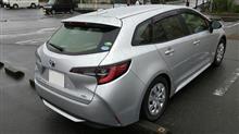 借りた社用車はカローラツーリング