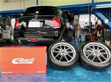 納車したばかりのミニクーパー F56ですが、一気に車高調、タイヤ、ホイールを投入。スポーティかつエレガントに変身しました!!