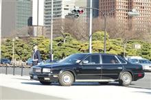 高級車を公用車に使うのは無駄遣いなのか？
