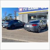 MAZDA3とAUDI TT ...