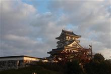 日の出とお城を空撮