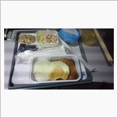 飛行機内で1泊も乙なもんです。