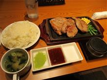 今日も新店へ