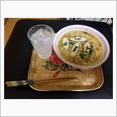 自宅にてゴリラーメンをウホウ ...