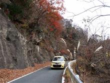 静岡県道389号水窪森線を行く