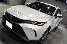 トヨタの高級クロスオーバーＳＵＶ！トヨタ・ハリアーのガラスコーティング【リボルト松山】