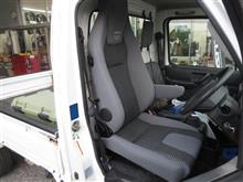 純正シートを3枚におろして（!?）、スズキ キャリイ トラック DA63Tに“RECARO LX-F”を取り付け！毎日運転が苦痛な軽トラドライバー必見ですよ。