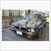 ネオクラシックのクルマたち． ...
