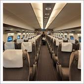 新幹線🚄が…ガラガラ( ； ...