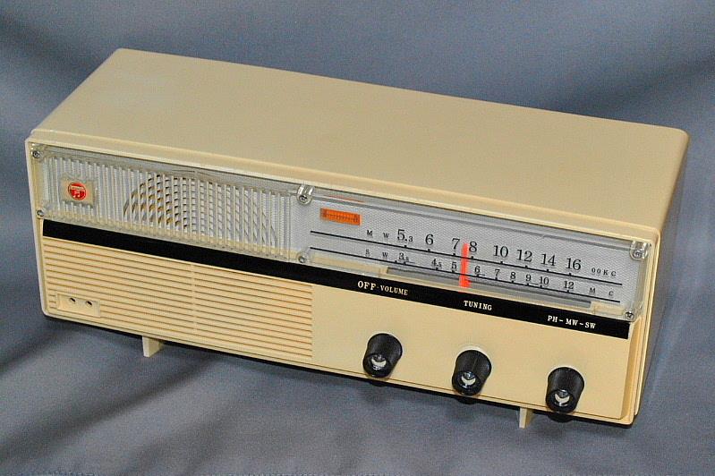 日本コロンビア Columbia 真空管ラジオ MODEL1295|覆面えるのブログ