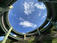 Rと駆ける峠　２０２０秋-８　『白糸の滝　ループ橋』　まわって・まわって・・