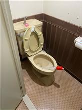 トイレ交換…
