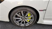 WRX STIをスタッドレスに交換