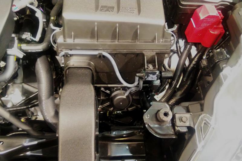 GRヤリスにも二系統吸気が|いーすたんのブログ|COROLLA THREE BOX
