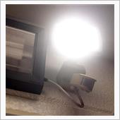 センサーライトの電球を交換し ...