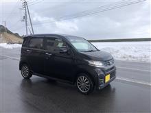 幅の狭さ以外は小型車水準の軽カー。