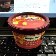 Haagen-das ストロベリーチーズケーキ