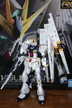 RG2戦目、νガンダム完成しました