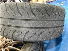 愛用のボルクレーシングRE30にはポテンザRE-71Rを装着していましたが、きれいに使い切ったので今回はポテンザS007Aを装着。グリップも快適性も手に入れちゃいます。