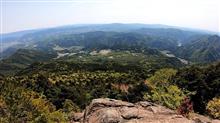 岩の展望台とヒカリ苔・・・笠置山は見所いっぱい (*'▽') 岩の展望台とヒカリ苔・・・笠置山は見所いっぱい (*'▽')