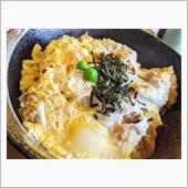 豚肉の主張激しいカツ丼