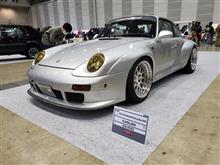 シボレーのV8はそんなに小さくないだろ？って思ったけど意外と入るものなのね