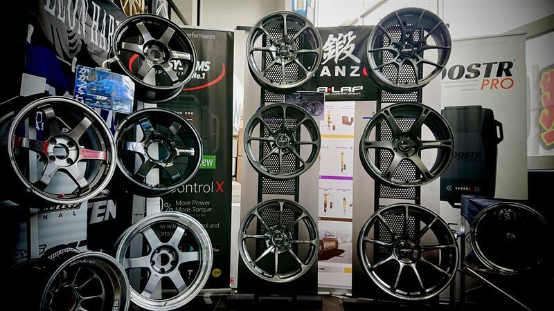 ボルクレーシングとしては実に7年ぶりのニューデザイン“RAYS