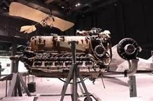 グラマンＦ４Ｆ－４　主翼組立て