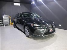 ≪LEXUS　IS≫走る愉しさを追求したスポーツセダン