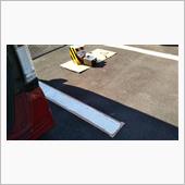駐車場白線引き