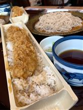 アナゴ一本天丼と蕎麦のセット