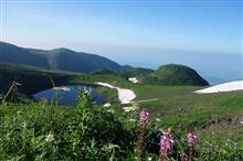 花咲く夏の鳥海山へ