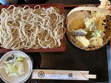 そば屋のそば