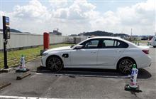 330e アクティブハイブリッド３の車検代車－３