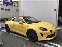ルノー アルピーヌにKWサスペンションバージョン３とテールランプスモークフィルム　BMWにビルシュタインとヘッドライトスモークフィルム