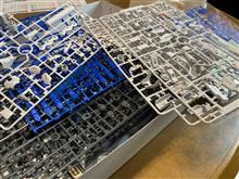 RG Hi-νガンダムを作ろう（その1）