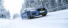 全国のVOLVOディーラー様で取り扱い開始！