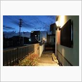 早朝より唇噛みしめる風景・・・