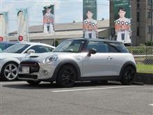 ぼちぼちと依頼の多くなる様な..MINI F56クーパーS　Racingmateブレーキパッド＋ディクセルPDローター交換 