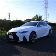 ステアフィールを楽しむクルマです。