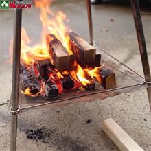 雨だからBBQ決行！　焚火に魅せられる・・・