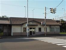 室蘭本線 輪西駅と蒸気機関車