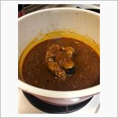 今夜はサバ缶カレー。